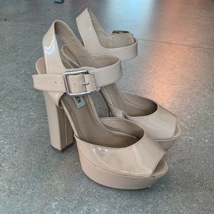 Steve Madden Chunky Nude Patent Leather Heels